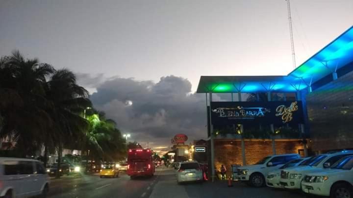 Hostal Hotel Ado Cancun Exterior photo